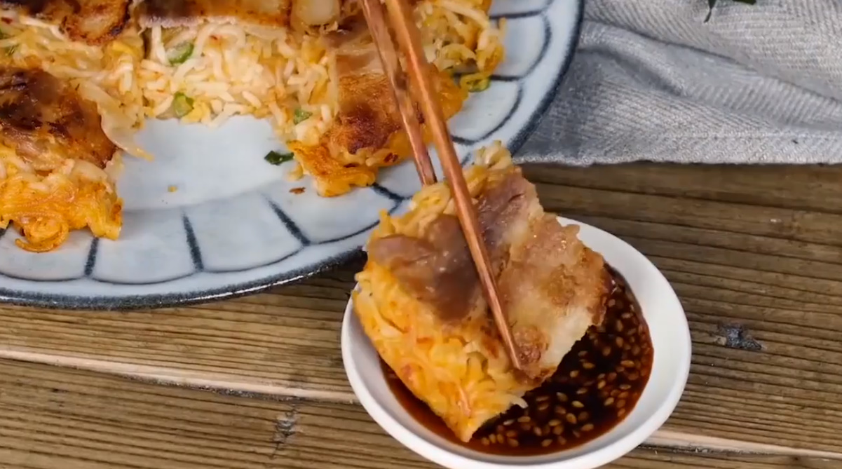 怎样做美味蛋饼？