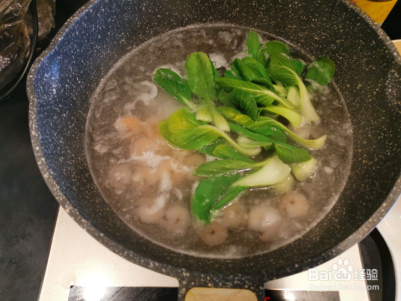 虾仁清汤面的做法