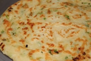 简单快手的美味葱油饼