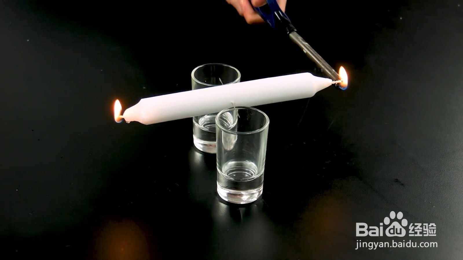 教你一招做摇摆蜡烛,真的太有趣了!