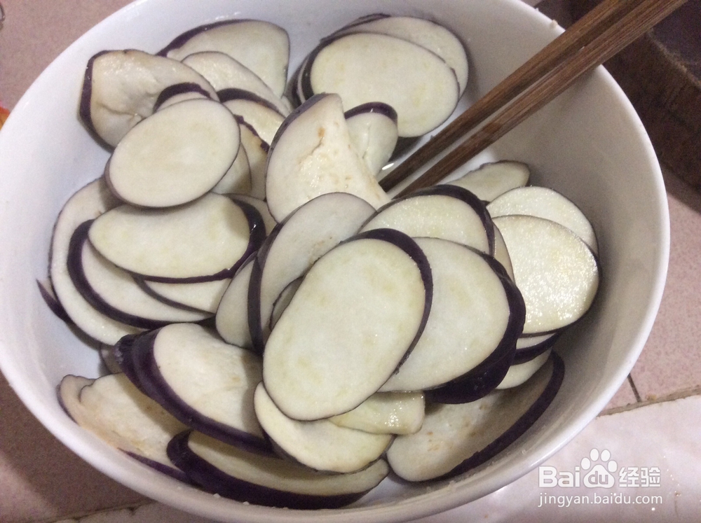 茄子炒肉怎样做好吃？茄片小炒肉