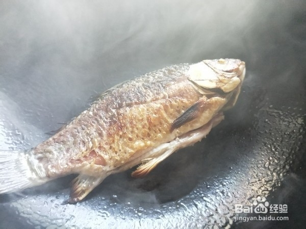 红烧鲫鱼的做法