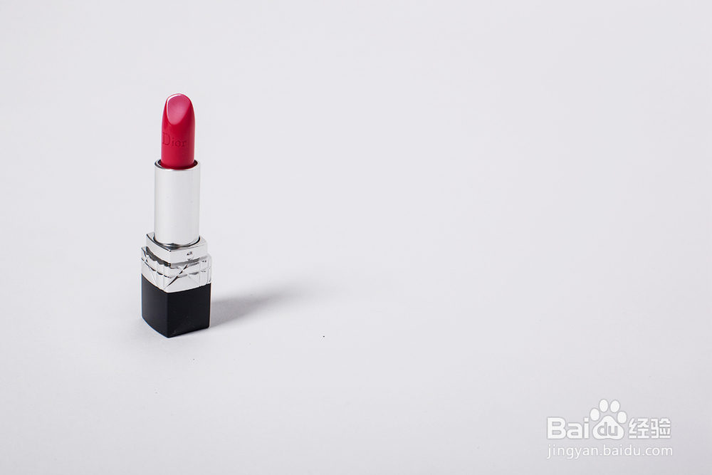 Dior烈艳蓝金唇膏 分分钟打造高订式的明星范
