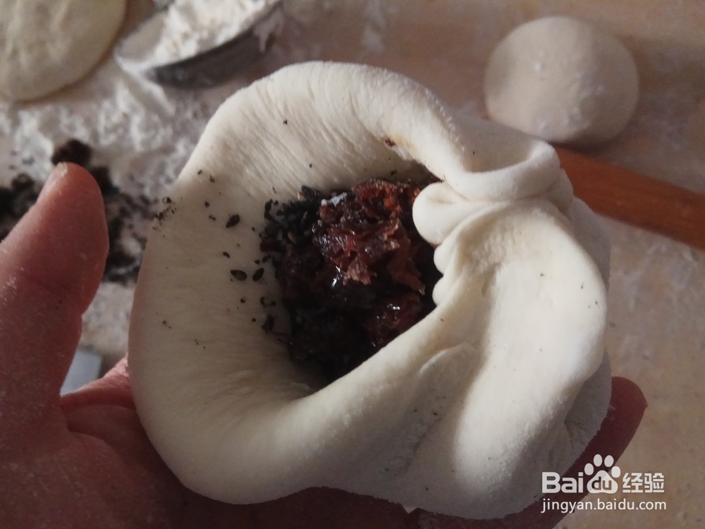 黑芝麻玫瑰馅饼的做法