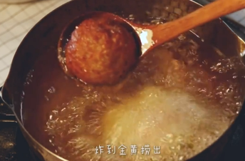 如何做出鲜嫩多汁的四喜丸子