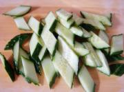 【鲁菜】--黄瓜虾球