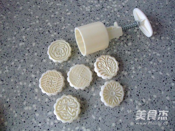 惊艳喜庆的红曲双色绿豆糕