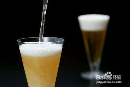 怎样鉴定啤酒的好坏？