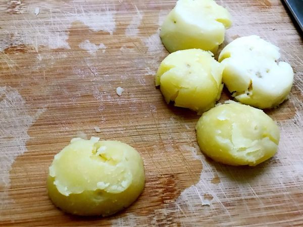 孜然锅巴小土豆