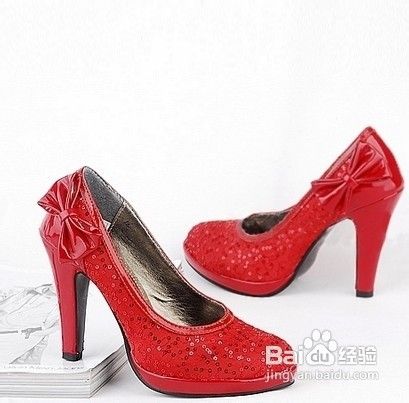 适合昆山礼服的四款婚鞋
