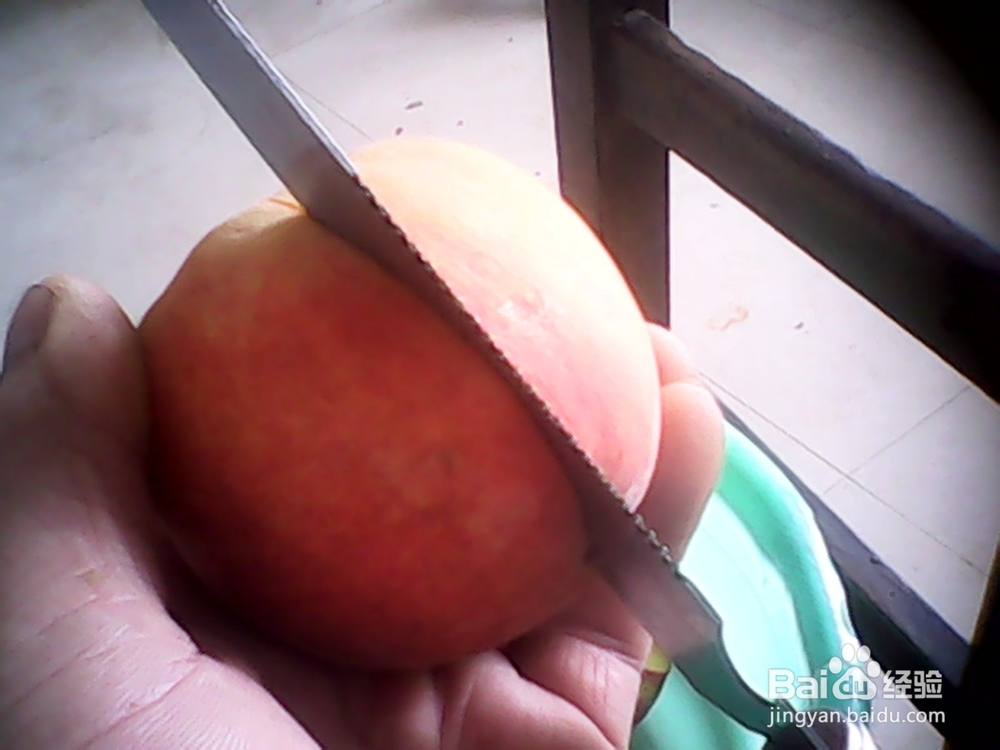 制作糖水桃罐头的方法