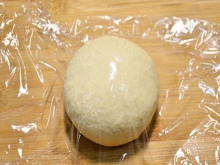 鲜虾芦笋薄底披萨怎么做？