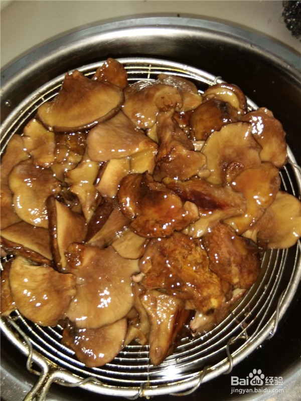 马蹄蘑炒尖椒