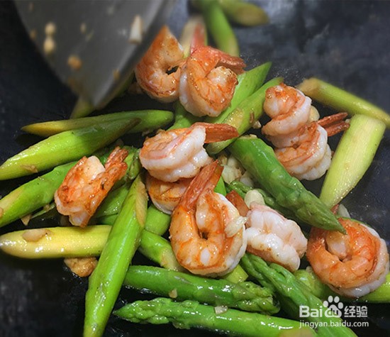 芦笋炒虾仁怎么做？