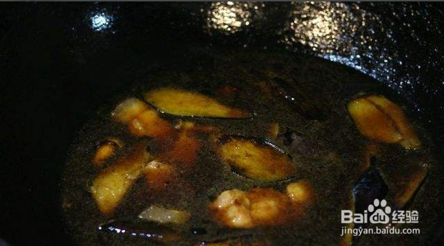 腐竹炒五花肉的做法