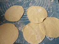 韭菜鸡蛋虾皮盒子做饭