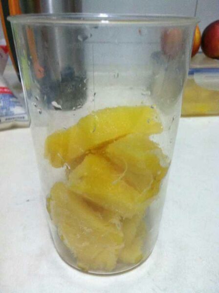 自制菠萝冰淇淋