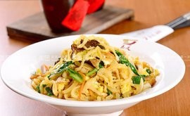 色味俱全的什锦炒蛋