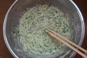 健康养生佳品芹菜叶蛋饼的做法