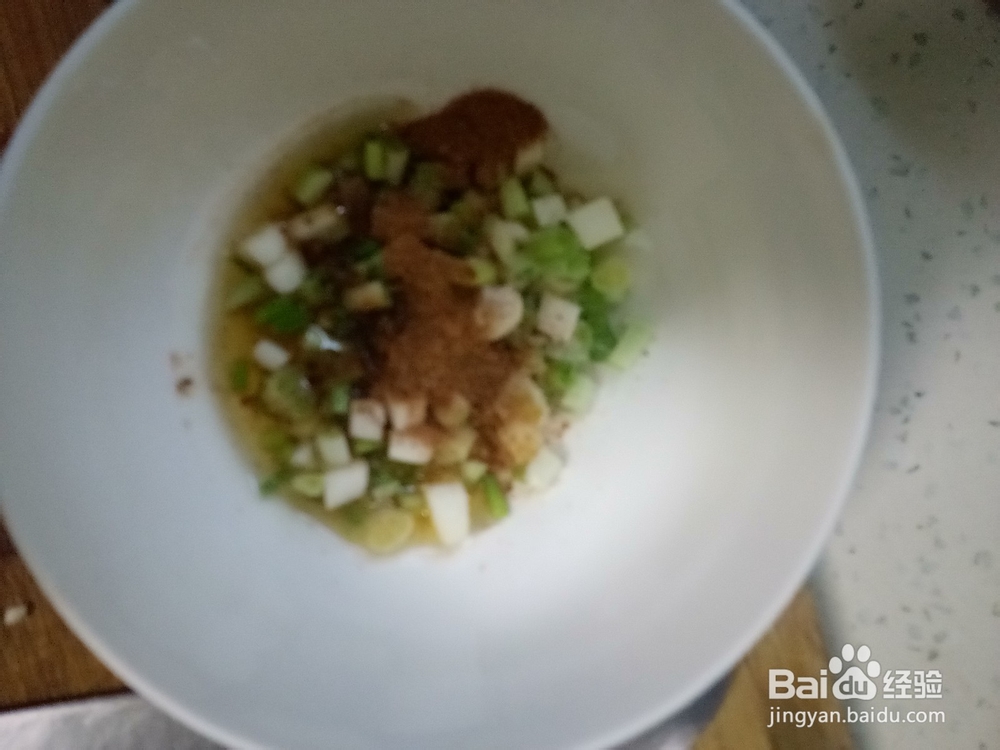 烙南瓜发面火腿肠卷