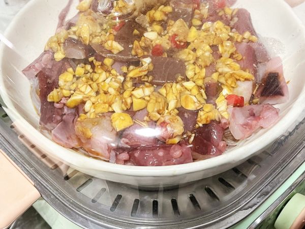 鱿鱼花雕粉丝煲