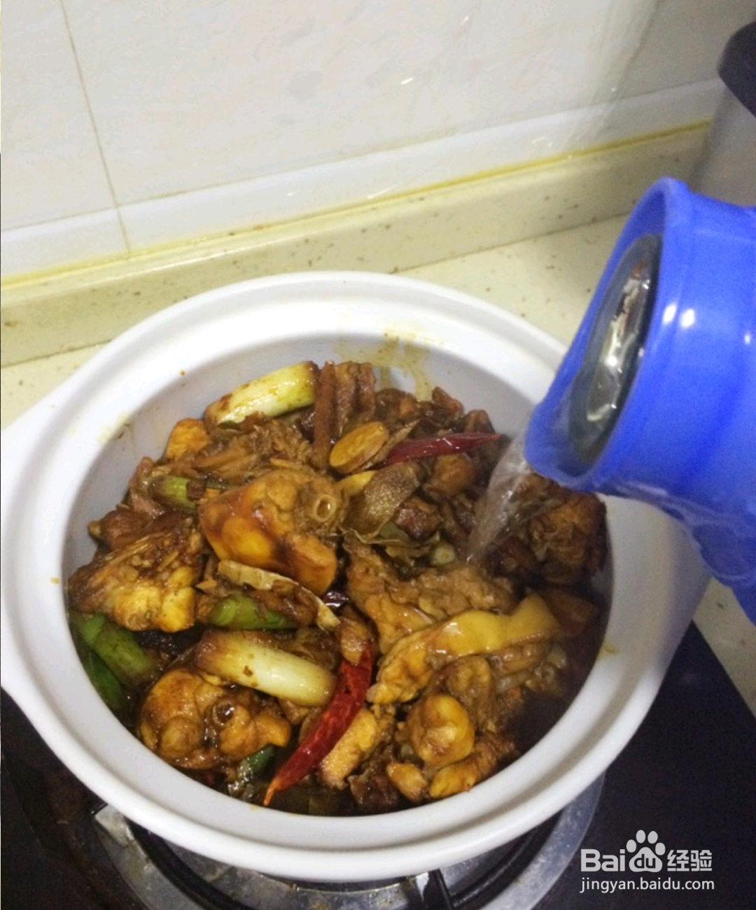 如何做出砂锅炖胡萝卜兔肉