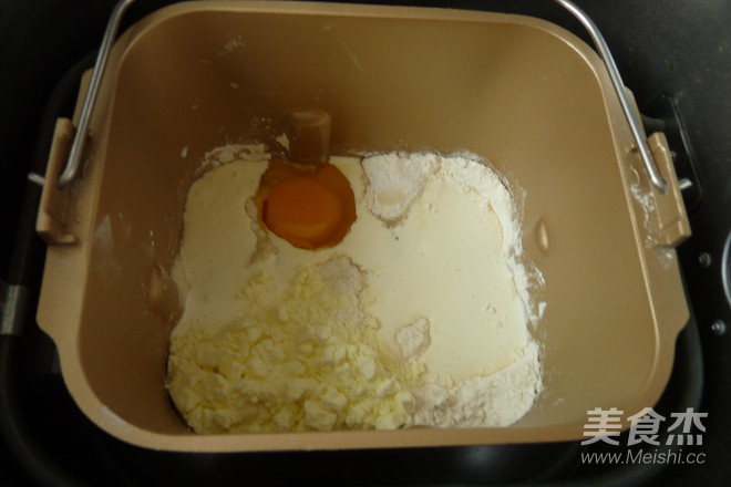 奶油咸吐司的做法