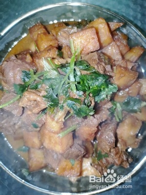 传统土豆烧牛肉