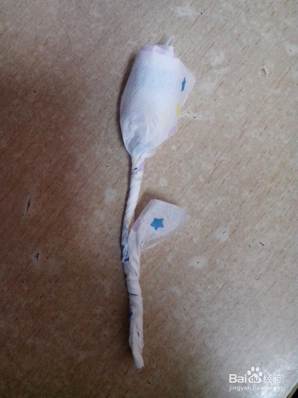 折一朵纸玫瑰，送给心爱的她