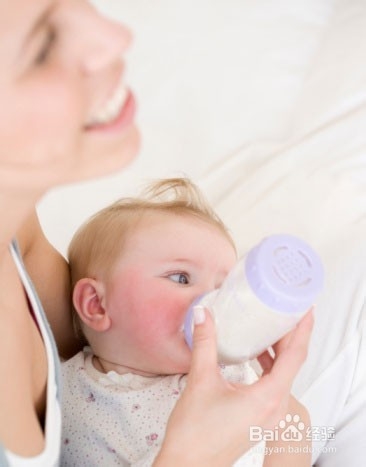 防止宝宝吐奶的方法和注意事项