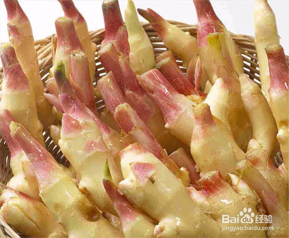 生姜汁去眼袋做法