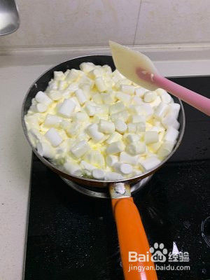本宝宝超级喜欢吃的雪花酥