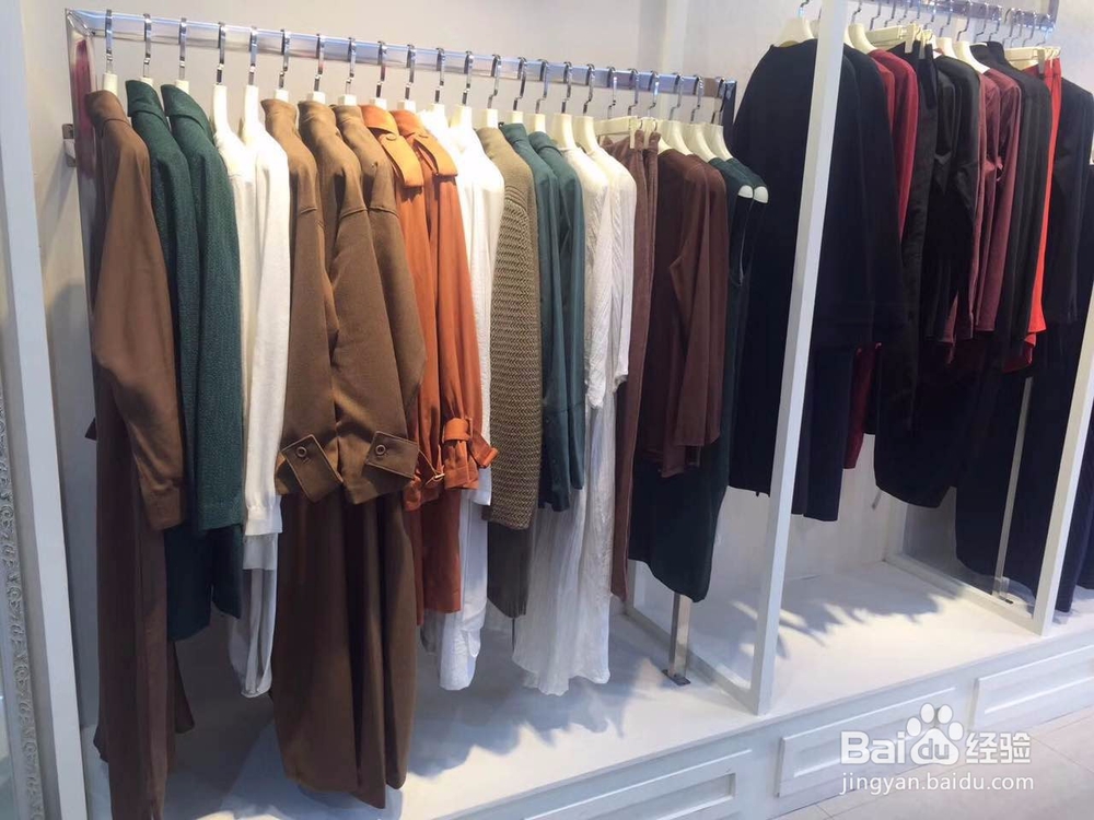 怎么样开好一家服装品牌折扣店