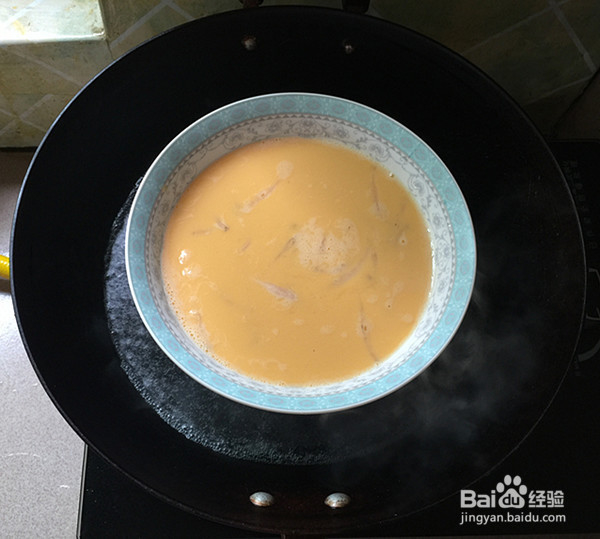 银鱼蒸蛋羹的做法