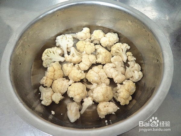香菇炒菜花的做法