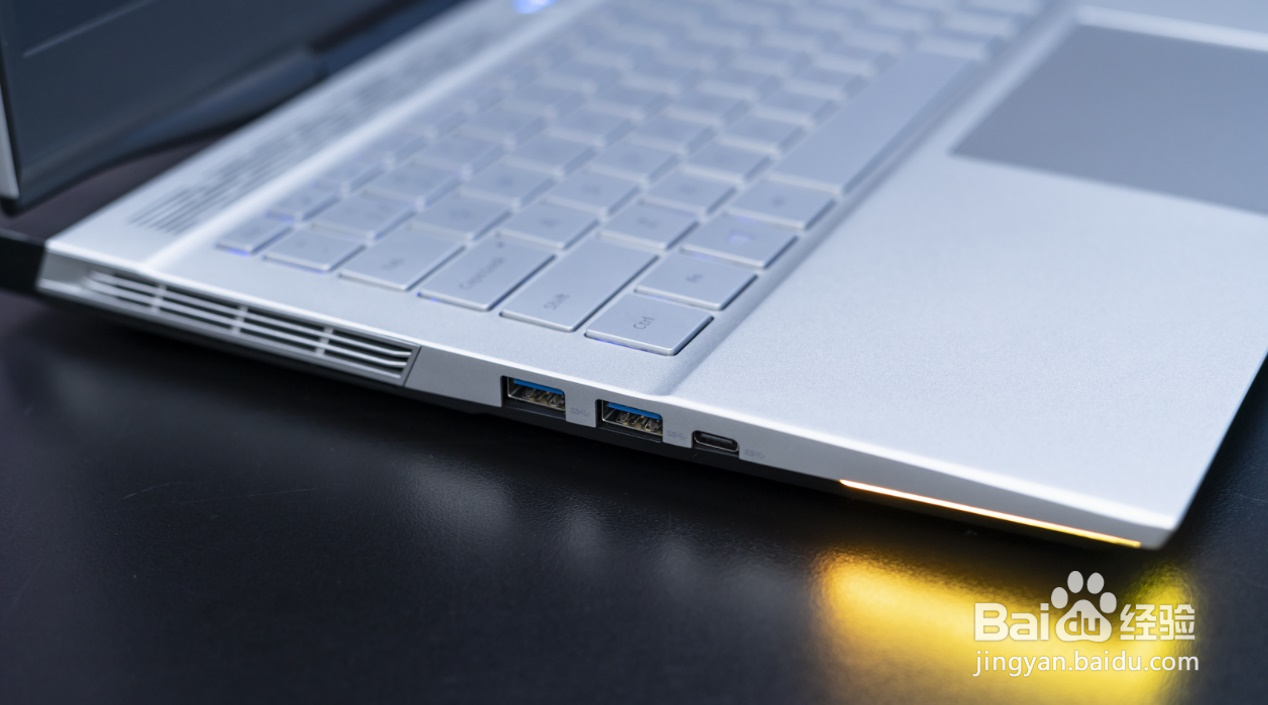 机械师【战空】F117-X 外观、接口说明