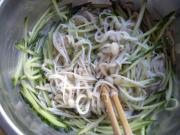 简单又特别芥末金针菇的做法