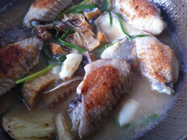 小黄鱼鲞烧鸡翅