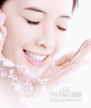 防止鱼尾纹保健方法要常用