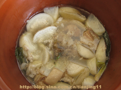 冬至养生的首选菜肴—萝卜羊肉汤