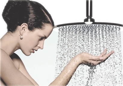 夏季洗澡要注意什么？