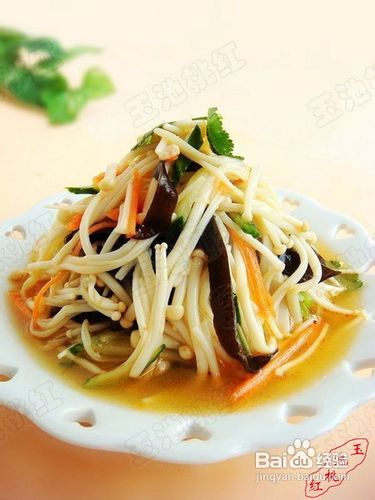 家常菜;金针菇拌杂蔬做法图解