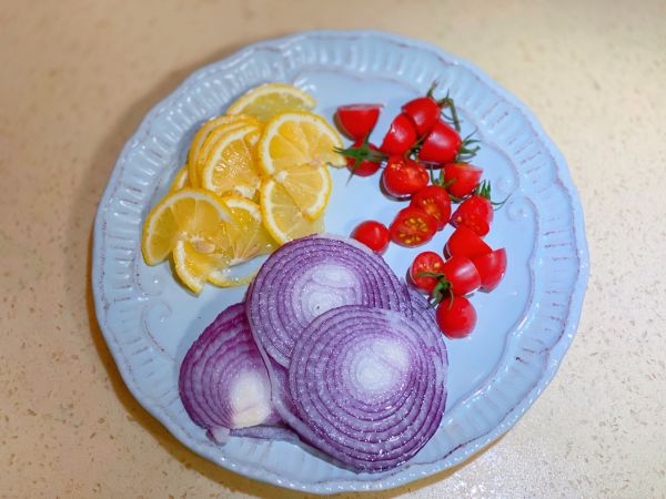 番茄柠檬黄油距比目鱼