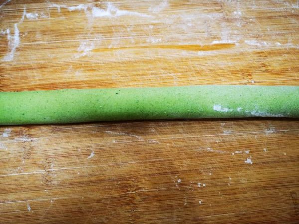 “百财”白菜饺子