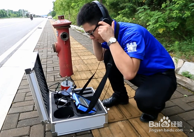 测漏仪组装步骤与开机方法