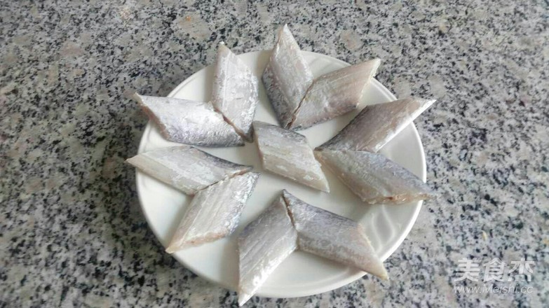 瓦块刀鱼的做法