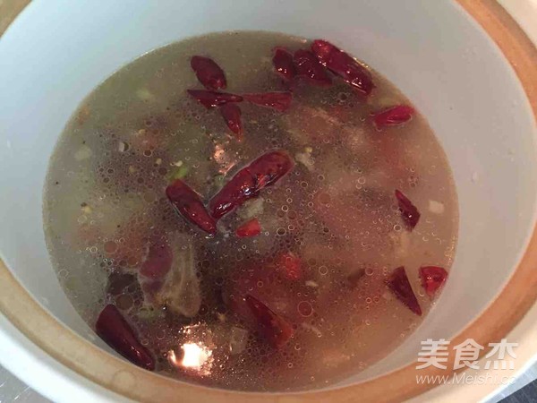 腊肉炖粉条的做法