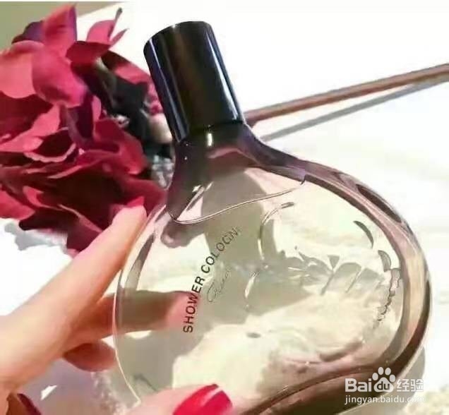 雪花秀香体露使用方法