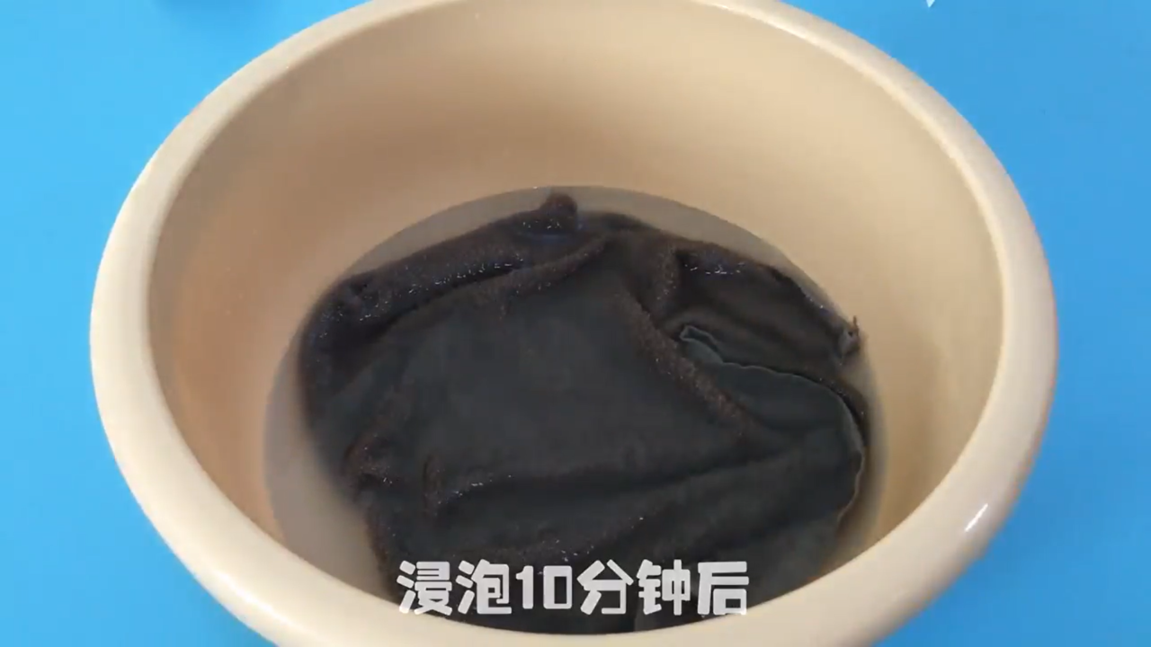 毛巾使用时间久了变硬怎么办