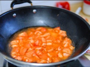 番茄金针菇肥牛